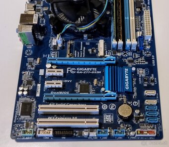 Gigabyte GA-Z77-DS3H + I5 3570S + 8/16GB DDR3 - 3