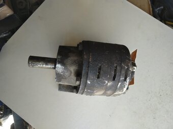Hydraulické čerpadlo ORSTA /TGL10852/ - - 3