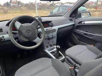 Predám Opel astra 2009 NOVÁ STK EK 2027 - 3