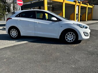 Predam Hyundai i30 1.6 88kw 2013 - 3