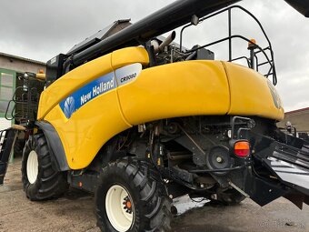 Sklízecí mlátička New Holland CR 9080 adaptér 7.30Vario rok - 3