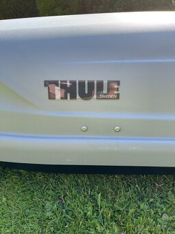 Predám strešný box Thule Pacific 700 a nosiče - 3