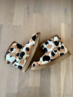 Dámske UGG snehule Classic Cow veľkosť 36 - 3