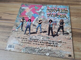 lp TWISTED SISTER - COME OUT AND PLAY - 3