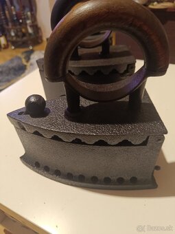 Staré žehličky - 3