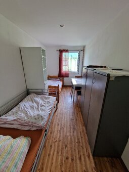 Ubytovanie pre robotníkov v ubytovni v Seredi - 3