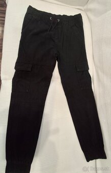 Čierne bavlnené kapsáče pre chlapca - 3