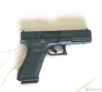 Predám airsoft Glock 17 - 3
