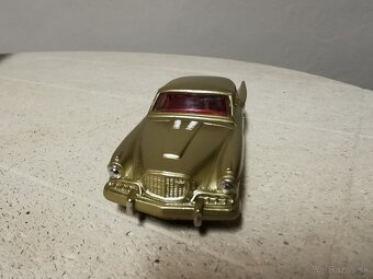 Corgi toys Studebaker Golden Hawk - 3