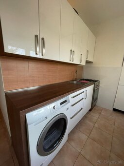 Kompletne zrekonštruovaný 3 izb.b. bez ďalších investícií - 3