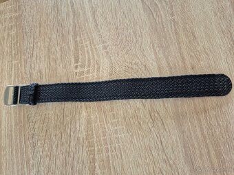 nylonový remienok 22mm čierny - 3