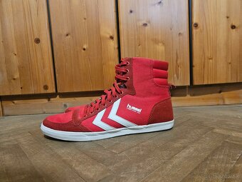 Hummel 44 - 3
