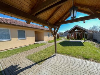 Dvojdom vo Veľkom Mederi s možnosťou ďalšej výstavby. - 3