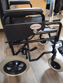Mechanický invalidný vozík - 3