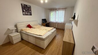 Predám velký 2-izbový byt po komplet rekonštrukcii ZARIADENÝ - 3