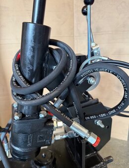 PREDAM KVALITNE Hydraulicke riadenie na TZ4K14 , MT8 132.2 - 3