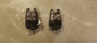 Rybársky stojan na 2ks signalizatorov+2ks signalizátorov .. - 3