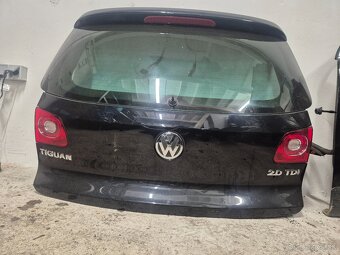 Predám náhradné diely na Volkswagen Tiguan - 3