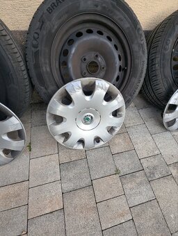 Predám kolesá zo Škody Octavia 2 . 195/65/R15 H - 3
