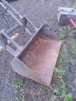 Nakladač České výroby na malotraktor - 3