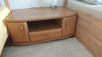 Komoda a pisaci stól - 3