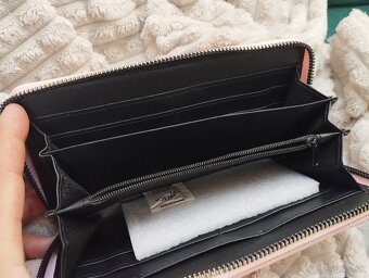 Dámska peňaženka  13e - 3