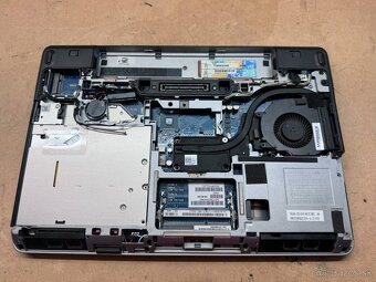 Predám pokazený notebook na náhradné diely zn.Dell e6440. - 3