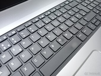 predám HP probook 470 G1 , Intel® Core™ i3 , 8gb ram , ssd - 3