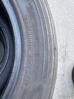 Predám letnú sadu 235/60 R18 GOOD YEAR - 3