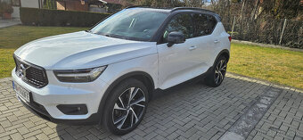 Volvo XC40 - 3
