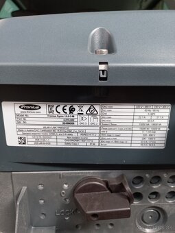Predám 15 kW menič Fronius - 3