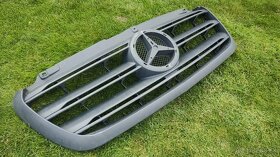 Mercedes Sprinter W907,910 2018 - predna maska A910108852600 - 3