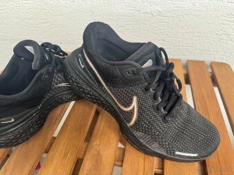 Nike Invincible Run 2 bežecké tenisky - 3