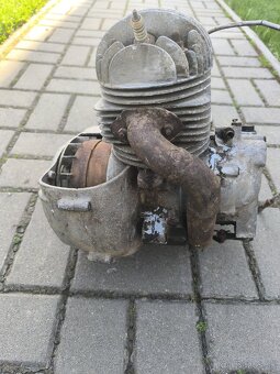 Motor manet Tatran - 3