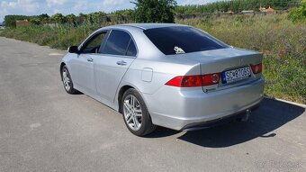 Honda Accord 2.2 - 3