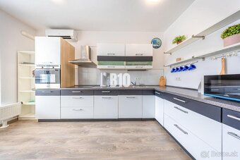 Slnečný 3 izbový byt vo Hviezdoslavove - 3