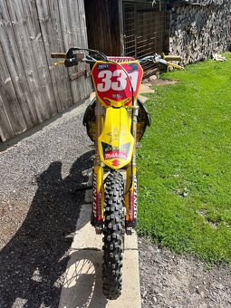 Suzuki RMZ 250 - 3