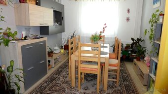 Ponúkam na predaj zrekonštruovaný 3 izbový byt v Lučenci - 3