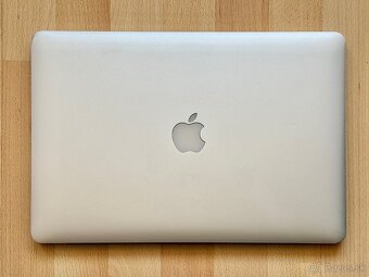 MacBook Pro 15" i7-2GHz,4j/8GB/256GB, NOVÁ BATÉRIA - 3