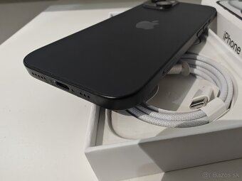 Apple iPhone 15 128GB - 3