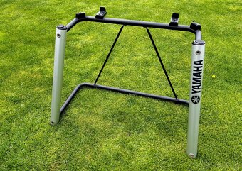 Predám stojan na klávesové nástroje YAMAHA  L-7S - 3