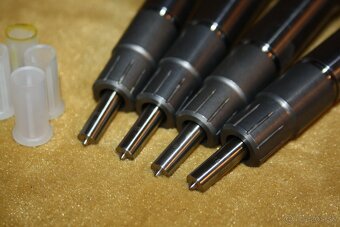 RENAULT 2.0 DCI TRYSKY 0445110939  166007383R - 3