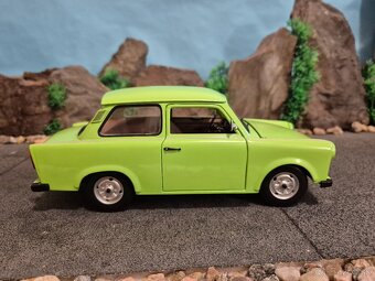 Prodám model 1:18 Trabant 601 - 3