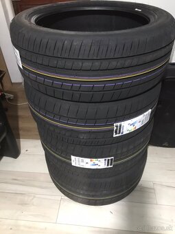Letné 285/40zr20 - 3