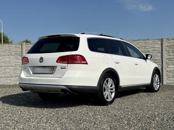 Volkswagen Passat Alltrack - 3