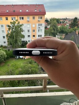 Puzdro na iPhone 7 - 3