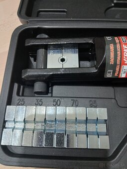 Hydraulické lisovacie kliešte 10-300mm 18T - 3