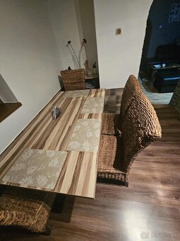 Jedálenská Súprava z masívu - 3