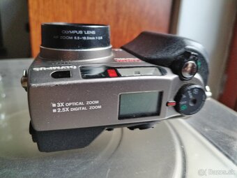 Olympus Camedia C 3000 - 3