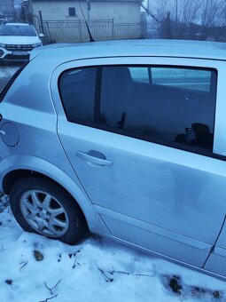 Opel Astra H 2006- nepojazdna, TP + ŠPZ - 3